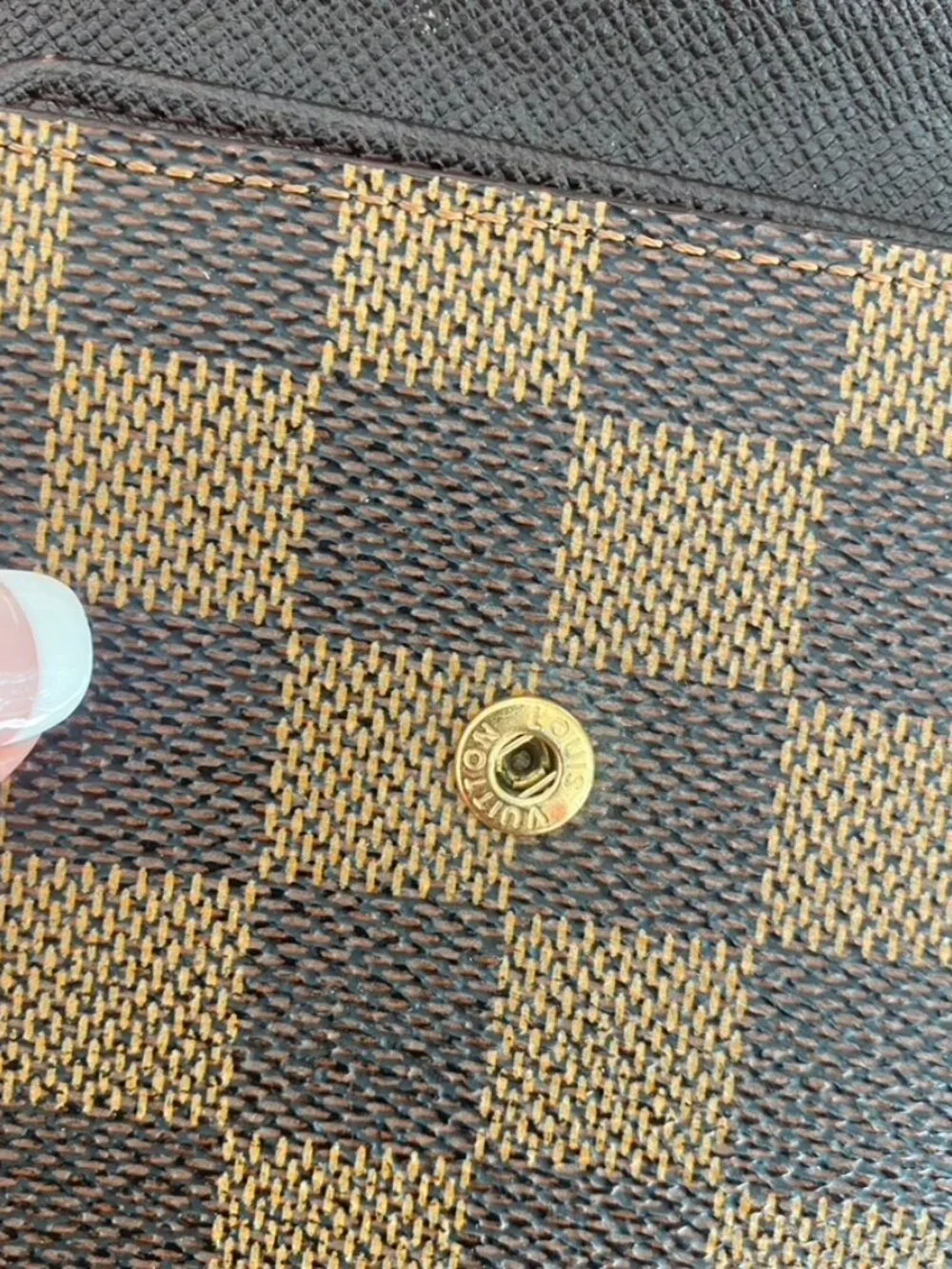 Louis Vuitton Damier E Elise Wallet